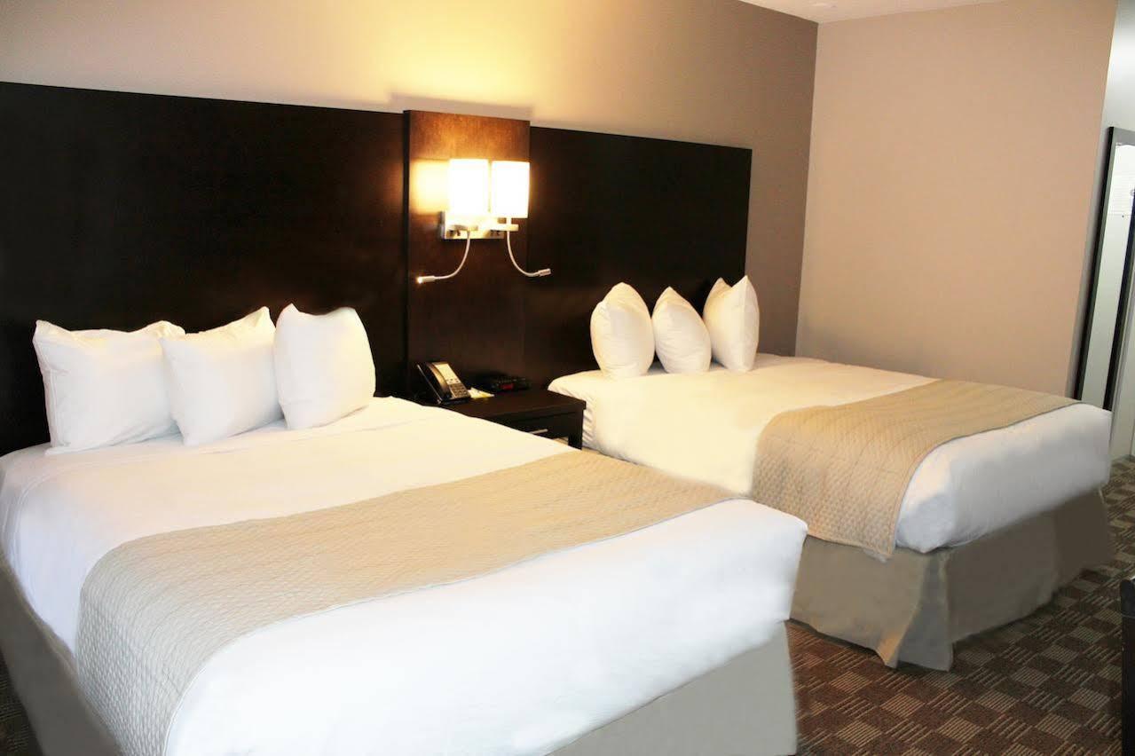 Days Inn & Suites By Wyndham North Bay Downtown Zewnętrze zdjęcie
