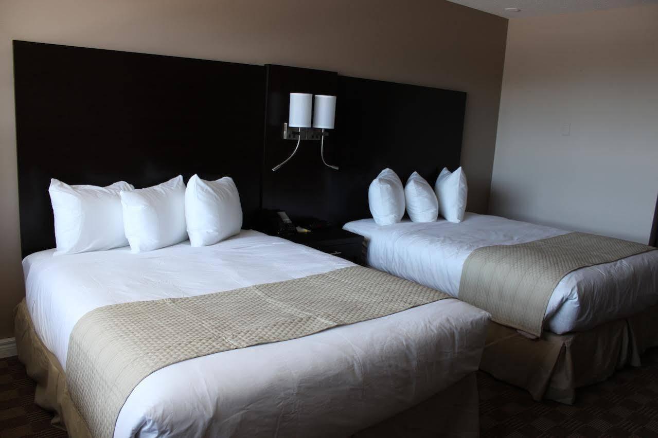 Days Inn & Suites By Wyndham North Bay Downtown Zewnętrze zdjęcie